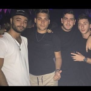 Meet your Posher, Avi